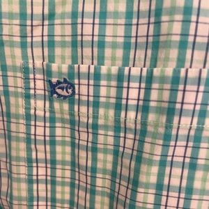 Southern tide men’s button down size M